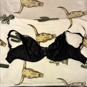 32HH/32L adella Hera full plunge bra, black